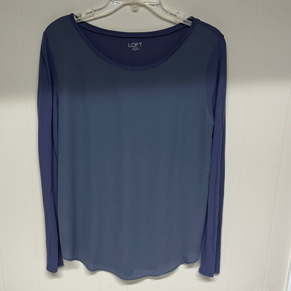 LOFT Chic Women's Navy Long Sleeve Tee Lightweight - Picture 1 of 8